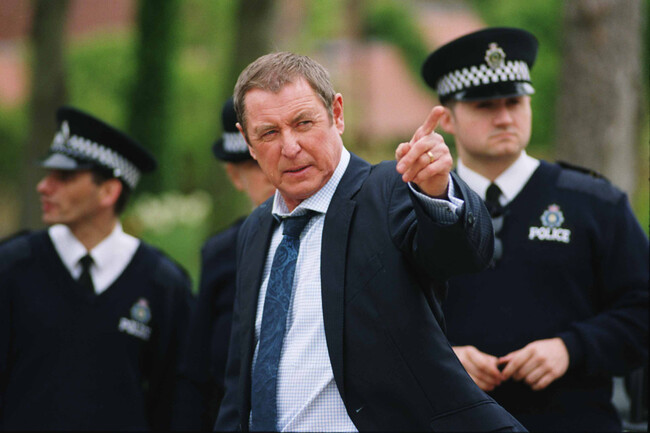 (C) Bentley Productions (C) Bentley Productions