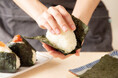 【新店舗オープン】にぎりたてをそのまま味わう！魚沼産コシヒカリ100％のこだわりおにぎり「ひとにぎり」の6店舗目が浅草に登場！