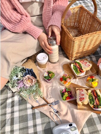 食事もお花もカラフルでSNS映え間違い無し! 食事もお花もカラフルでSNS映え間違い無し!