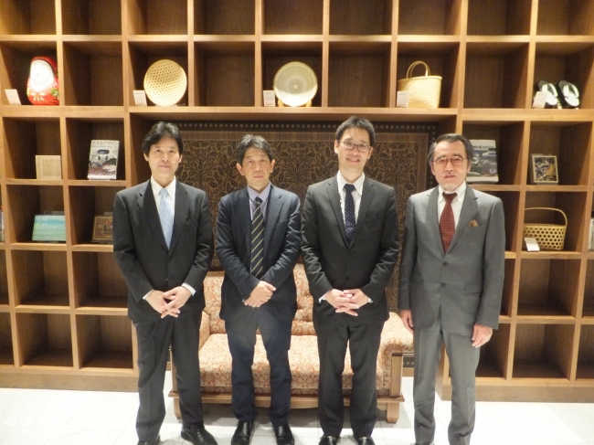 左から　猪股先生、後藤先生、平塚先生、倉田先生