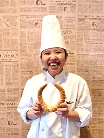 ベーカリーピカソ_商品開発チーフ_井上詩織 ベーカリーピカソ_商品開発チーフ_井上詩織
