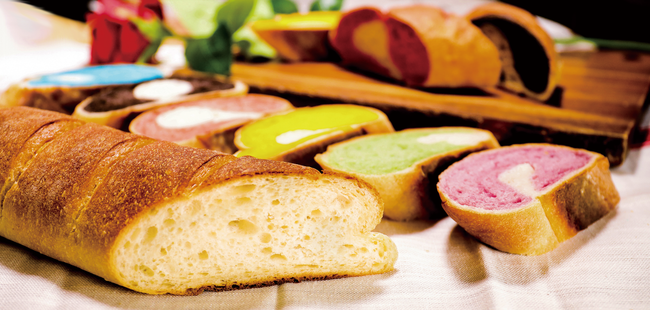 トーストいらずのフランスパン。常識を覆すふわもち食感～天然薔薇酵母