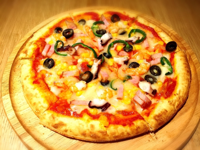 Lower Mix Pizza 880円