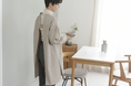 忙しい人のために!スポッと3秒で着られる割烹着エプロン新発売