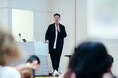 VMS 堀田健一郎が国際ファッション専門職大学（東京・名古屋・大阪）でヴィジュアルマーチャンダイジングの講義を担当