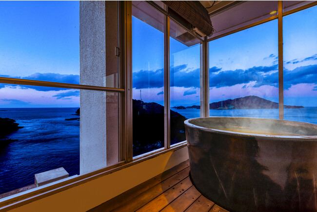 紀州材の使用例：三重県 鳥羽彩朝楽＜プレミアム＞露天風呂付き客室