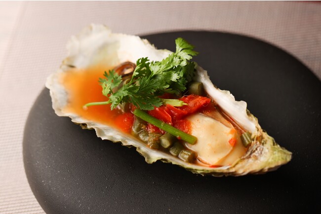 68℃調理 冷製牡蠣 醗酵トマトのライムソース 68℃調理 冷製牡蠣 醗酵トマトのライムソース