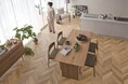 業界初※、独自の多彩塗装技術を用いた床材『Artio（アーティオ）』を8月21日に発売
