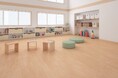 業界初!緩衝材にインシュレーションボードを採用転倒時の衝撃を緩和する床材『アートケア』を発売
