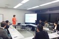 当社は、4月1日を夢を発信する日にしようとするApril Dreamに賛同しています。このプレスリリースは「株式会社自分楽」の夢です。 桜咲く!「60歳新入社員研修」が全国で開催されました。