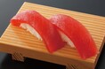 「まぐろ問屋 恵み」横浜ワールドポーターズ店、新コンセプト始動。若手寿司“織人”デビューの場「鮨道場」