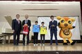 株式会社トラーチ様より奈良市立青和小学校へバスケットボールとビブスが寄贈されました