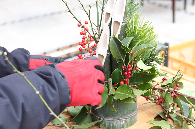 門松作りの様子 ※画像は昨年のものになります 門松作りの様子 ※画像は昨年のものになります