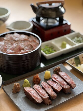 牛たんひつまぶし＋特上たん超極厚焼きセット（たん焼きは特上たん、上たん、熟成たんから選べます)