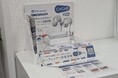 世界初※1耳をふさがないオープンイヤー型集音器「cocoe Ear」 NTTドコモによるドコモショップでの店頭体験取材を実施