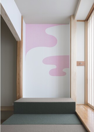 城崎に流れる川をイメージした空間