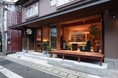 大人も子供も夢中になる!温泉街の風物詩「射的」が楽しめるカフェバー「cork board cafe(コルクボードカフェ)」が城崎温泉街に11月1日(金)新規オープン!