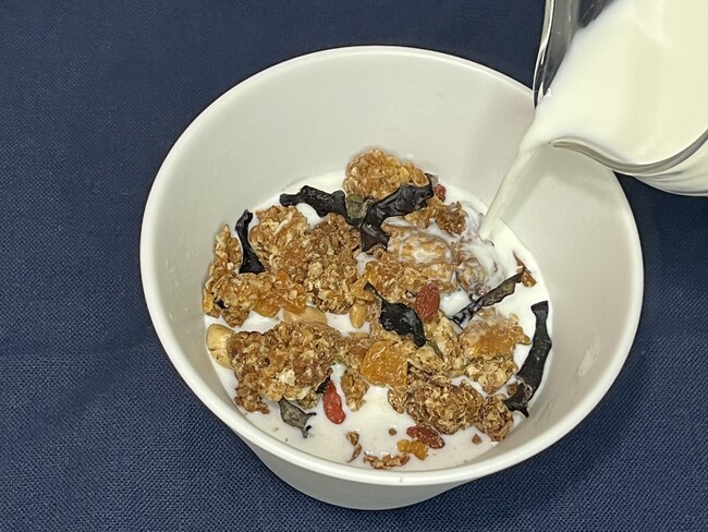 牛乳や豆乳をかけて 牛乳や豆乳をかけて