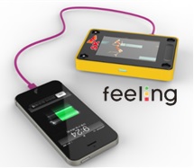 スマホ充電器とデジタルサイネージが合体した新たなメディア端末『feeling（フィーリング）』がトライアルスタート｜SmartOneのプレスリリース