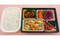 8月の“ご馳走の日”は「沖縄まーさん弁当」をお届け
