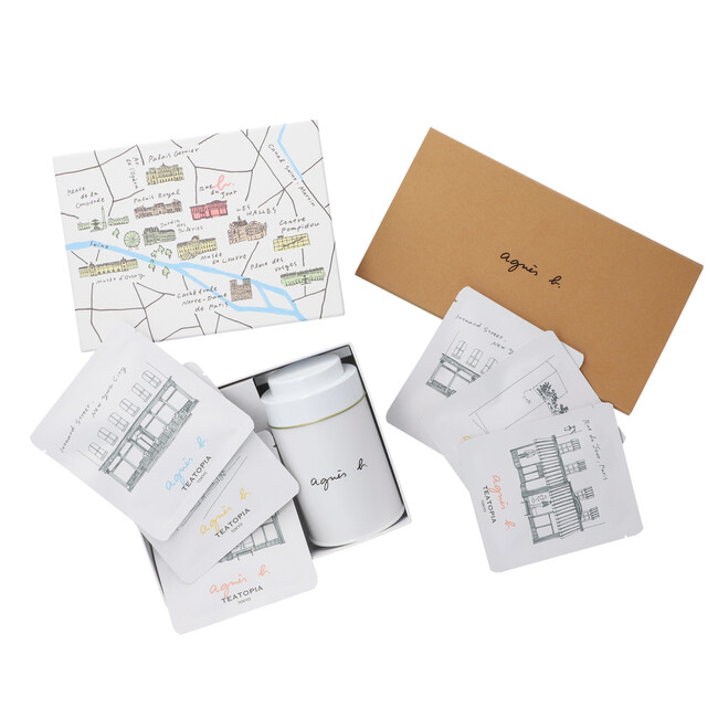 オリジナルギフトボックス大（左）とギフトボックス小（右）