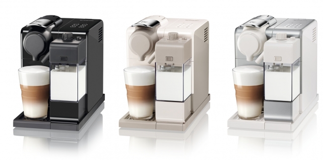 カプセルタンク内も綺麗ですNESPRESSO ラティシマ•タッチプラス