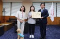 日本補助犬情報センター、こども霞が関見学デー協力団体への感謝状贈呈式に出席