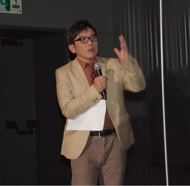 プロデューサー原役を演じた主役のお笑いコンビX-GUN さがね正裕さん プロデューサー原役を演じた主役のお笑いコンビX-GUN さがね正裕さん