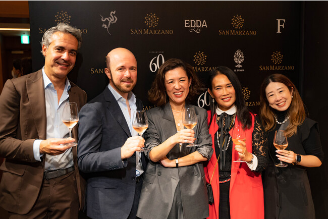 左から サルヴァトーレ氏 アレックス氏 スタイリスト大草直子氏 左から サルヴァトーレ氏 アレックス氏 スタイリスト大草直子氏