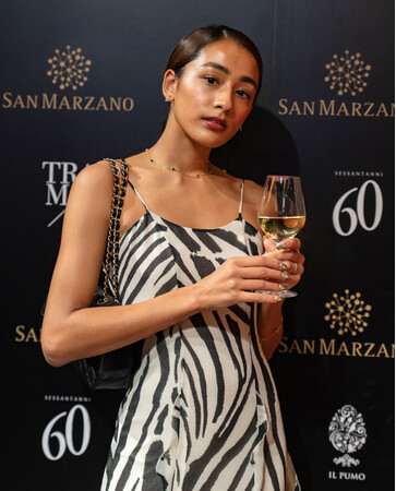 モデルの木佐貫まやさん モデルの木佐貫まやさん