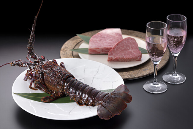 伊勢海老コース、お肉はA5シャトーブリアン、A5サーロンイン、神戸牛なども選べる