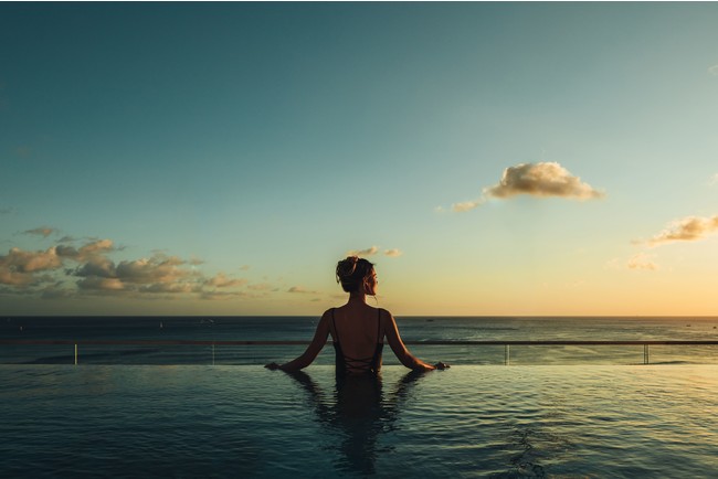 <インフィニティプール> <インフィニティプール>