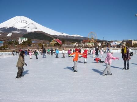 遊園地 ぐりんぱ スケートリンク12月3日 土 オープン 富士急行のプレスリリース