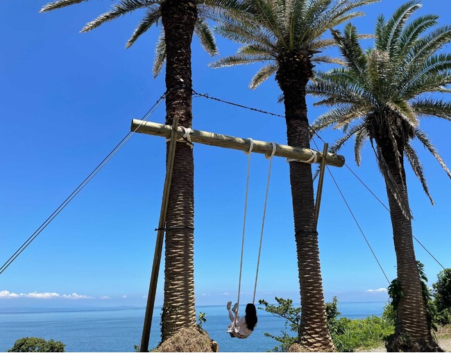 PICA初島「R-Asia」内 「空と海とブランコ」 PICA初島「R-Asia」内 「空と海とブランコ」