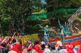 【神奈川県・さがみ湖MORI MORI】「超特急」リョウガさんとユーキさんが、本日7/26(土)オープンの巨大チュービングスライダー「マジカルウェーブ」を体験!