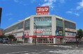 生活に身近で気軽に行きやすい家電量販店で続々拡大!コジマで免許不要の近距離モビリティ「ウィル」取り扱い開始