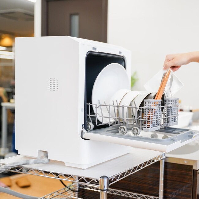 電源ケーブル長140cm美品!!サンコー　ラクア　2022年製　食器洗い機　食器洗い乾燥機　食洗機