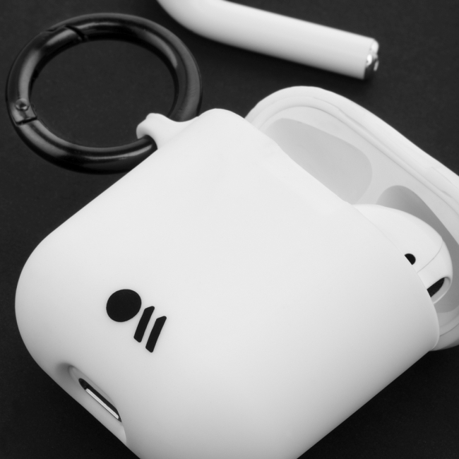 Case-Mate AirPods Case Hook Ups Soft White