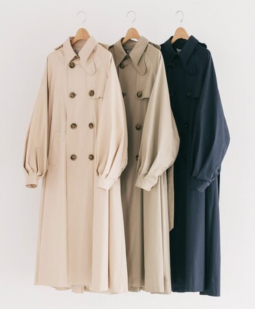 LIGHT BEIGE (ライトベージュ)、KHAKI (カーキ)、NAVY (ネイビー)の3色展開