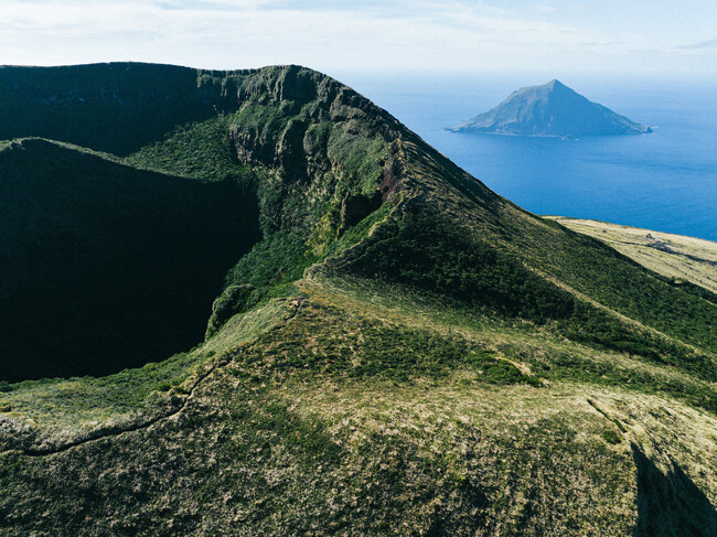 東京都令和5年度事業でインバウンド富裕層をターゲット　八丈島の魅力を引き出す旅行プランを企画開発