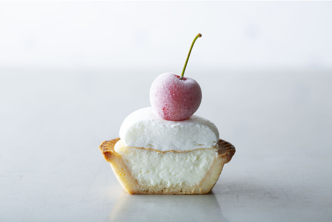 チーズケーキの中身は「生チーズクリーム」と「ふんわりスフレチーズケーキ」