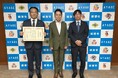 栗山自動車工業、神奈川県綾瀬市へ企業版ふるさと納税で50万円を寄附|市長より感謝状授与