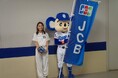 JCB、「JCBカードナイター2024」開催、始球式に川口春奈さんが登場