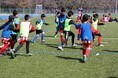 津市で好評開校中「桃園サッカースクール」の練習時間が変更。19時スタートで通いやすく!
