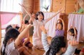 生成AI時代、3〜5歳児の親に“身体で学ぶ”幼児教育を体験していただきます