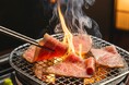 【炭火で焼肉】和牛A5ランクと直送生ホルモンを最高コスパで!来客数月間6,000人超えの「焼肉ギュウトピア」が進化して2号店出店。