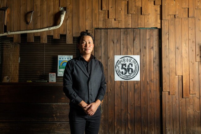 東京都西五反田にあるバー「Bar56」オーナー兼バーテンダーの深谷氏 東京都西五反田にあるバー「Bar56」オーナー兼バーテンダーの深谷氏