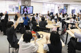 グミの日の翌日!角川ドワンゴ学園N中等部で、生徒に向けた“グミの特別授業”を実施日本グミ協会あいうえお会長が「グミの魅力と可能性について」熱弁!!