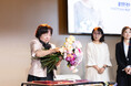 日本のフラワーアレンジメント x 長寿プロジェクトのニナファーム「100本のバラで100歳まで美しく生きる」