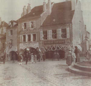 117年前のアルボワ本店